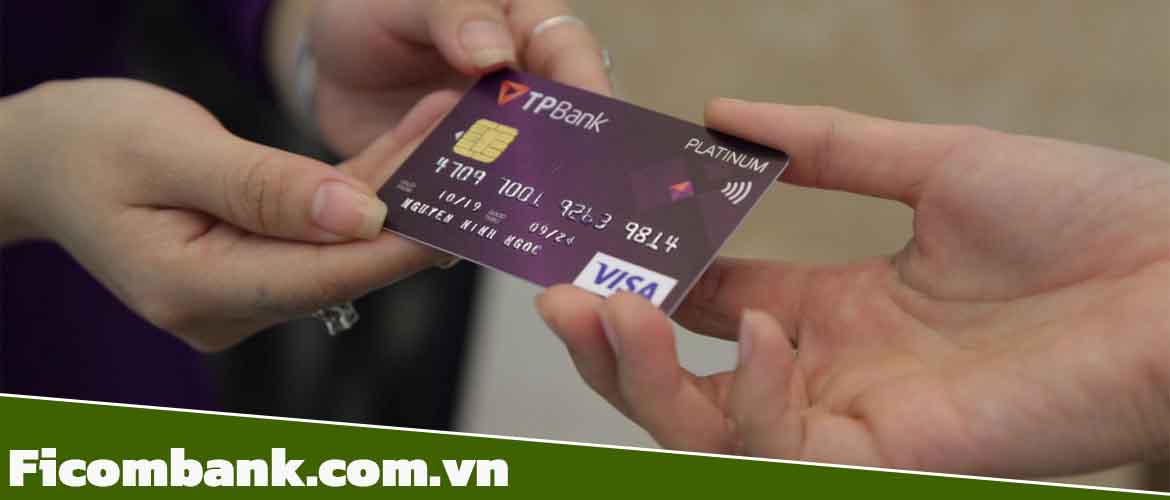 Đăng kí làm thẻ ATM TPbank có mất phí không?